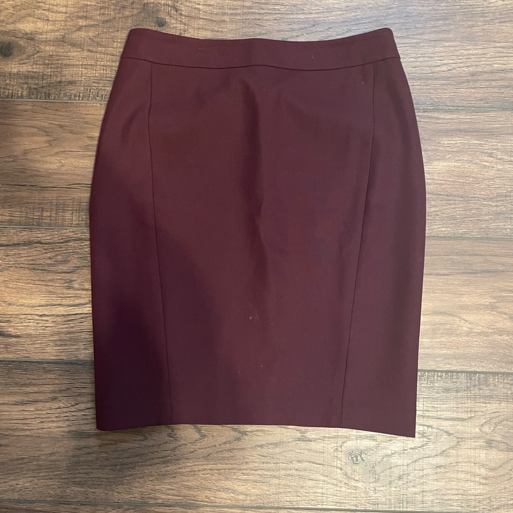 Maroon pencil skirt